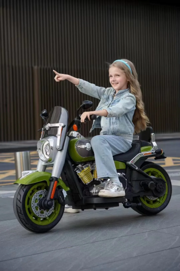 صورة دباب أطفال كهربائي كبير